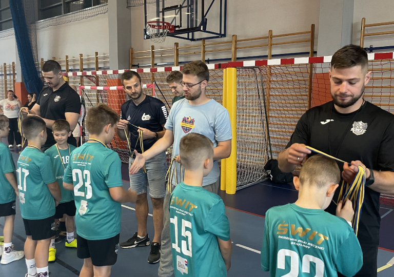 24-09-4-handball-kids-2024-z-okazji-660lecia-miasta-skawina-11